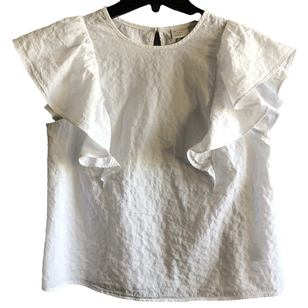 A New Day White Keyhole Neck Ruffle Cap Sleeve Blouse Size S